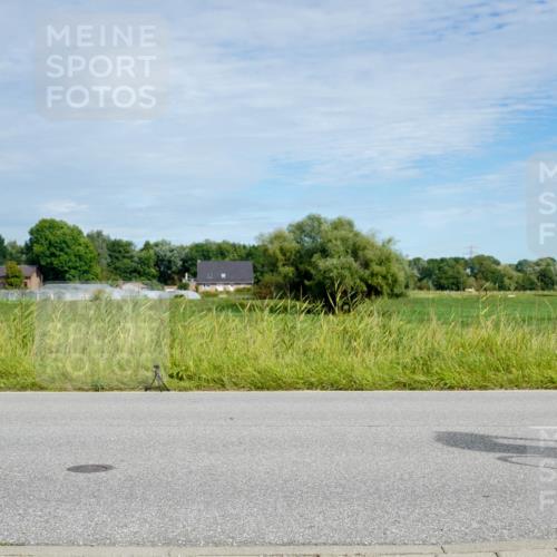 31.08.2025 - Elbe Triathlon Hamburg Michael Burmester http://msf.ph/oto/8692934 31.08.2025 10:52:56 Radfahren 758, 841, 1207, 1258, 1295, 1389 meine-sportfotos.de
