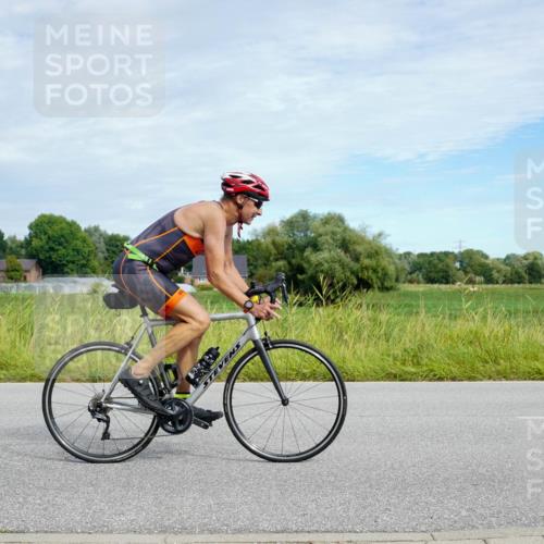 31.08.2025 - Elbe Triathlon Hamburg Michael Burmester http://msf.ph/oto/8693125 31.08.2025 10:59:47 Radfahren 1310, 1318, 1319, 1344, 1362, 1417 meine-sportfotos.de