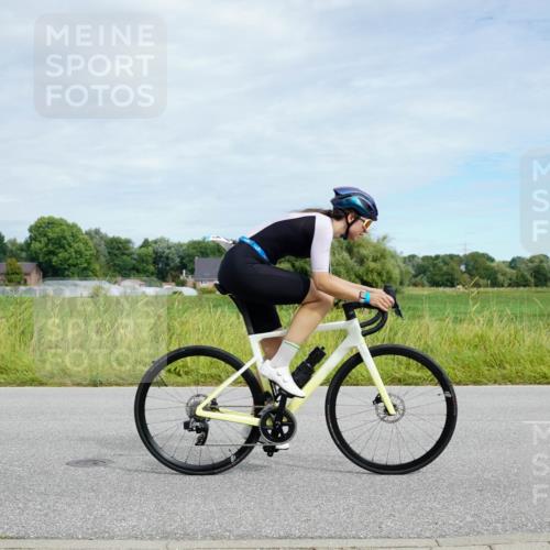 31.08.2025 - Elbe Triathlon Hamburg Michael Burmester http://msf.ph/oto/8693349 31.08.2025 11:09:25 Radfahren 1295, 1381, 1520 meine-sportfotos.de