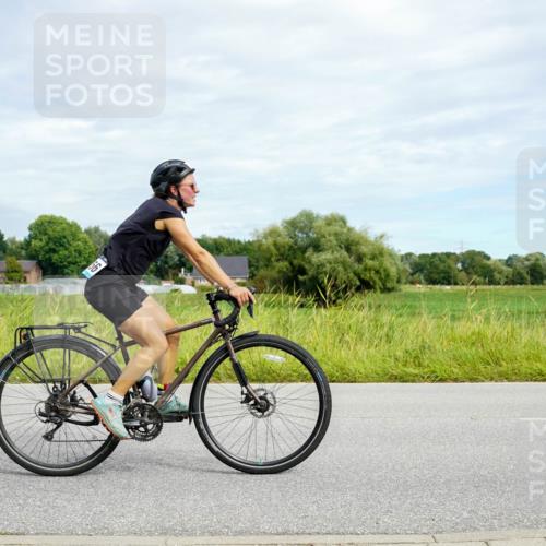 31.08.2025 - Elbe Triathlon Hamburg Michael Burmester http://msf.ph/oto/8693496 31.08.2025 11:16:57 Radfahren 1356, 1441, 1493, 1580 meine-sportfotos.de