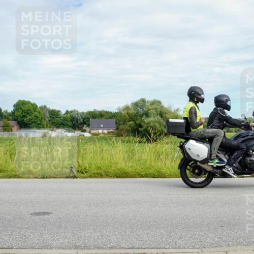 31.08.2025 - Elbe Triathlon Hamburg Michael Burmester http://msf.ph/oto/8693567 31.08.2025 11:21:56 Radfahren  meine-sportfotos.de