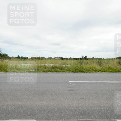 31.08.2025 - Elbe Triathlon Hamburg Michael Burmester http://msf.ph/oto/8693882 31.08.2025 14:12:18 Radfahren 148, 152 meine-sportfotos.de