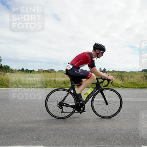 31.08.2025 - Elbe Triathlon Hamburg Michael Burmester http://msf.ph/oto/8694580 31.08.2025 15:24:36 Radfahren  meine-sportfotos.de