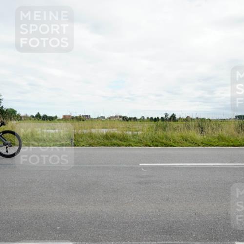31.08.2025 - Elbe Triathlon Hamburg Michael Burmester http://msf.ph/oto/8695111 31.08.2025 16:22:46 Radfahren  meine-sportfotos.de