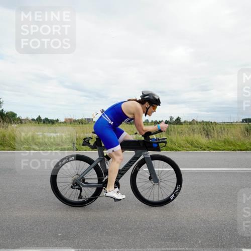 31.08.2025 - Elbe Triathlon Hamburg Michael Burmester http://msf.ph/oto/8695134 31.08.2025 16:29:49 Radfahren  meine-sportfotos.de