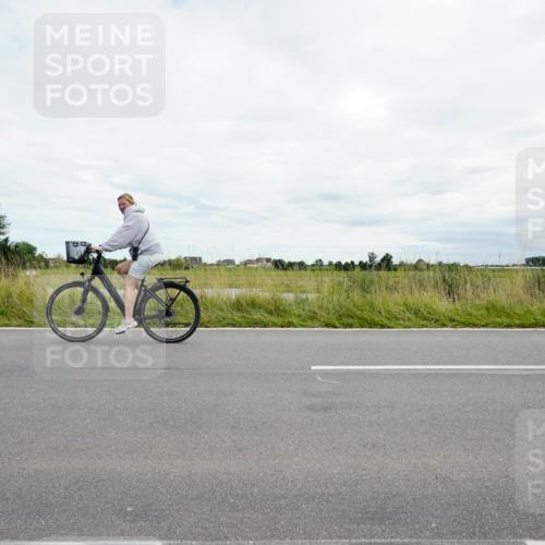 31.08.2025 - Elbe Triathlon Hamburg Michael Burmester http://msf.ph/oto/8695142 31.08.2025 16:31:51 Radfahren  meine-sportfotos.de