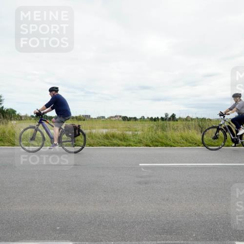 31.08.2025 - Elbe Triathlon Hamburg Michael Burmester http://msf.ph/oto/8695143 31.08.2025 16:32:46 Radfahren  meine-sportfotos.de