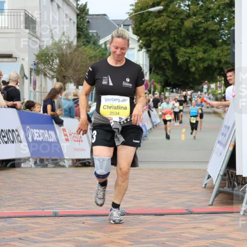 31.08.2025 - 21. Blankeneser Heldenlauf Strokosch-Dieckow http://msf.ph/oto/8696582 31.08.2025 10:33:50 Ziel 2635, 2634, 2530, 2534 meine-sportfotos.de