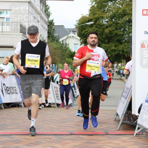 31.08.2025 - 21. Blankeneser Heldenlauf Strokosch-Dieckow http://msf.ph/oto/8696857 31.08.2025 10:31:57 Ziel 2222, 2567, 2077, 2407, 2462, 2734, 2735, 2105, 2278, 2228, 2501 meine-sportfotos.de