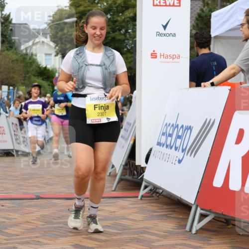 31.08.2025 - 21. Blankeneser Heldenlauf Strokosch-Dieckow http://msf.ph/oto/8697018 31.08.2025 10:31:15 Ziel 2437, 2324, 2147, 2121, 2307, 2399, 2103 meine-sportfotos.de