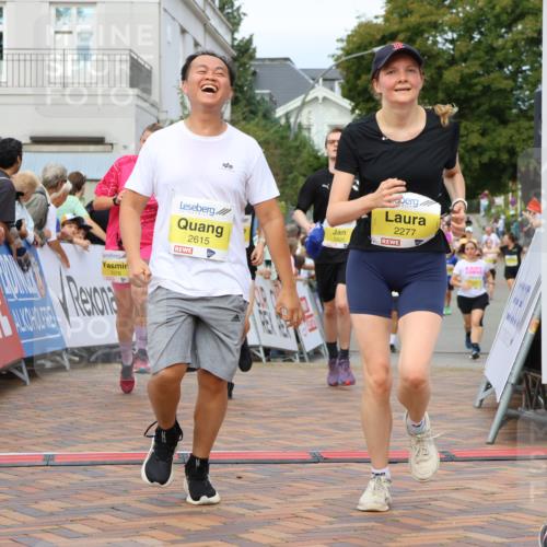 31.08.2025 - 21. Blankeneser Heldenlauf Strokosch-Dieckow http://msf.ph/oto/8697321 31.08.2025 10:29:37 Ziel 2491, 2578, 2614, 2615, 2426, 2684, 2538, 2558, 2277 meine-sportfotos.de
