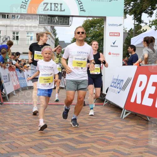 31.08.2025 - 21. Blankeneser Heldenlauf Strokosch-Dieckow http://msf.ph/oto/8697487 31.08.2025 10:34:41 Ziel 2110, 2244, 2021, 2424, 2668, 2669, 2667, 2298, 2439, 2349, 2350, 2090, 2083 meine-sportfotos.de
