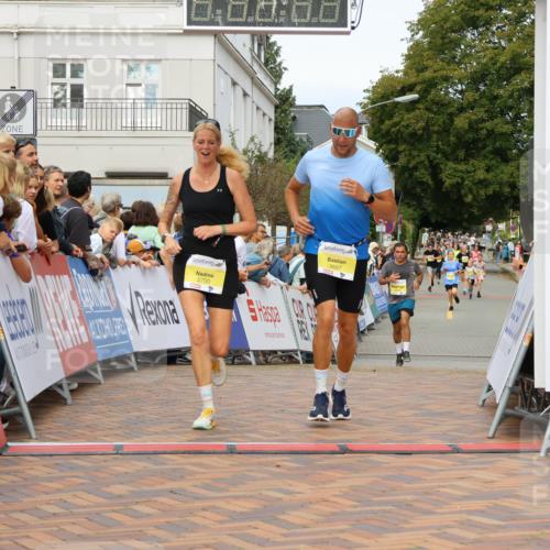 31.08.2025 - 21. Blankeneser Heldenlauf Strokosch-Dieckow http://msf.ph/oto/8697521 31.08.2025 10:28:42 Ziel 2697, 2700, 2351, 2687 meine-sportfotos.de