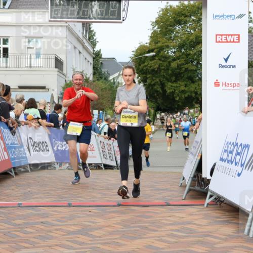 31.08.2025 - 21. Blankeneser Heldenlauf Strokosch-Dieckow http://msf.ph/oto/8697582 31.08.2025 10:28:32 Ziel 2249, 2173, 2727 meine-sportfotos.de