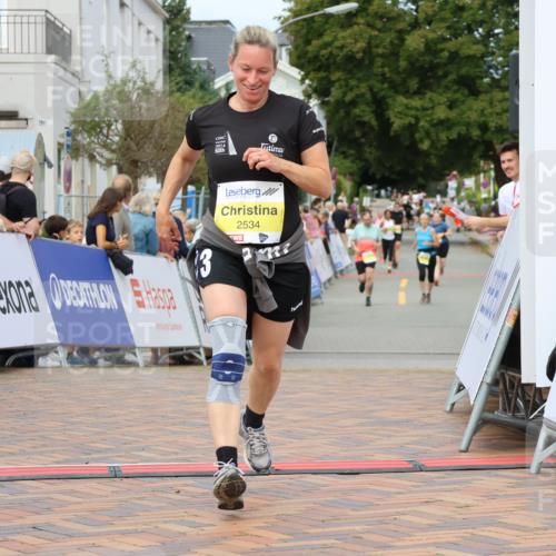 31.08.2025 - 21. Blankeneser Heldenlauf Strokosch-Dieckow http://msf.ph/oto/8697595 31.08.2025 10:33:50 Ziel 2635, 2634, 2530, 2534 meine-sportfotos.de
