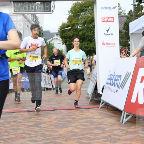 31.08.2025 - 21. Blankeneser Heldenlauf Strokosch-Dieckow http://msf.ph/oto/8697834 31.08.2025 10:27:16 Ziel 2111, 2150, 2236, 2205, 2517, 2204, 2413, 2559 meine-sportfotos.de
