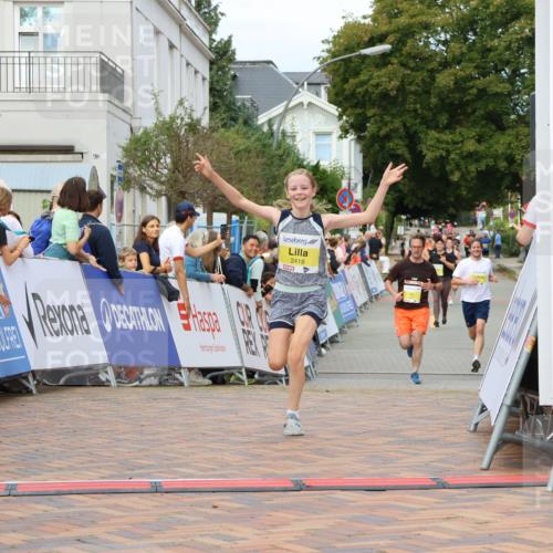 31.08.2025 - 21. Blankeneser Heldenlauf Strokosch-Dieckow http://msf.ph/oto/8697874 31.08.2025 10:32:12 Ziel 2418 meine-sportfotos.de