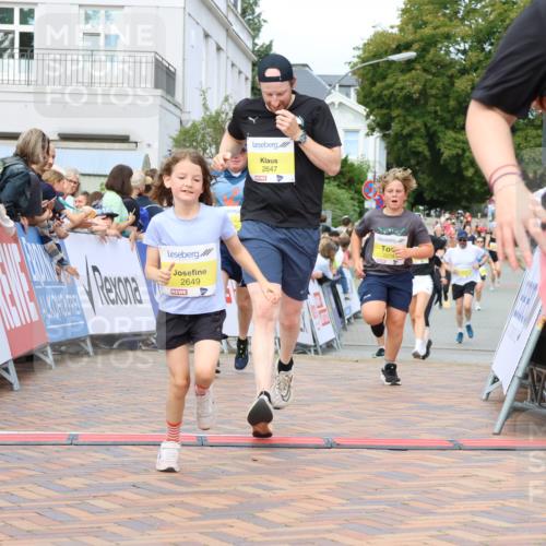 31.08.2025 - 21. Blankeneser Heldenlauf Strokosch-Dieckow http://msf.ph/oto/8698025 31.08.2025 10:31:22 Ziel 2551, 2776, 2307, 2097, 2649, 2647, 2399, 2103, 2274 meine-sportfotos.de