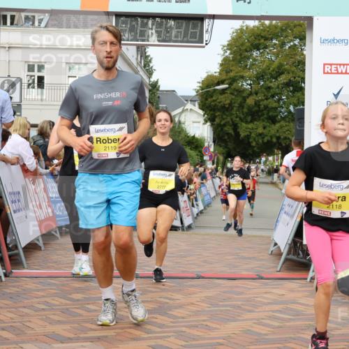 31.08.2025 - 21. Blankeneser Heldenlauf Strokosch-Dieckow http://msf.ph/oto/8698089 31.08.2025 10:26:05 Ziel 2736, 2777, 2342, 2671, 2193, 2447, 2119, 2118 meine-sportfotos.de