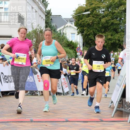 31.08.2025 - 21. Blankeneser Heldenlauf Strokosch-Dieckow http://msf.ph/oto/8698160 31.08.2025 10:30:51 Ziel 2179, 2594, 2376, 2279, 2168, 2600, 2206, 2309, 2310 meine-sportfotos.de