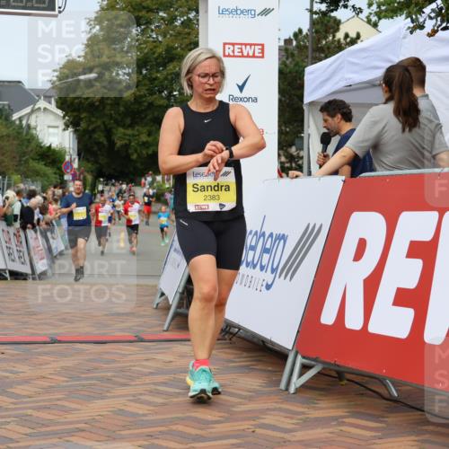 31.08.2025 - 21. Blankeneser Heldenlauf Strokosch-Dieckow http://msf.ph/oto/8698234 31.08.2025 10:25:17 Ziel 2641, 2357, 2636, 2053, 2359, 2661, 2383 meine-sportfotos.de