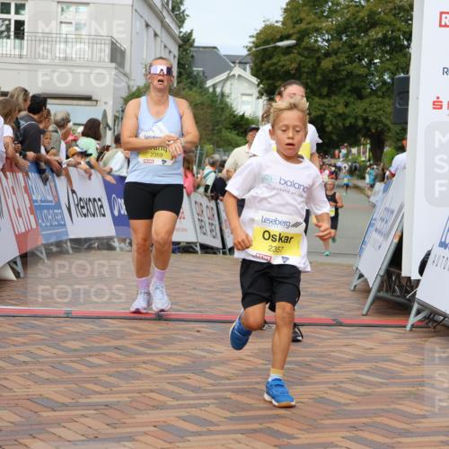 31.08.2025 - 21. Blankeneser Heldenlauf Strokosch-Dieckow http://msf.ph/oto/8698274 31.08.2025 10:25:10 Ziel 2641, 2357, 2183, 2717, 2285, 2286, 2331, 2053, 2359, 2661 meine-sportfotos.de