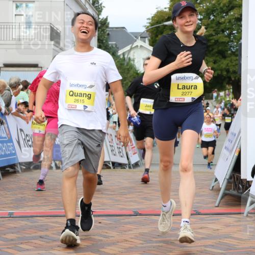 31.08.2025 - 21. Blankeneser Heldenlauf Strokosch-Dieckow http://msf.ph/oto/8698364 31.08.2025 10:29:37 Ziel 2491, 2578, 2614, 2615, 2426, 2684, 2538, 2558, 2277 meine-sportfotos.de