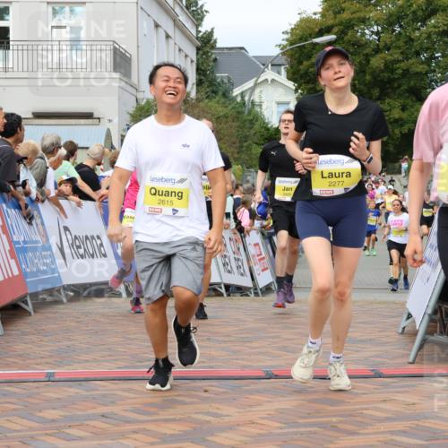 31.08.2025 - 21. Blankeneser Heldenlauf Strokosch-Dieckow http://msf.ph/oto/8698371 31.08.2025 10:29:36 Ziel 2491, 2578, 2614, 2615, 2426, 2684, 2538, 2558, 2277 meine-sportfotos.de