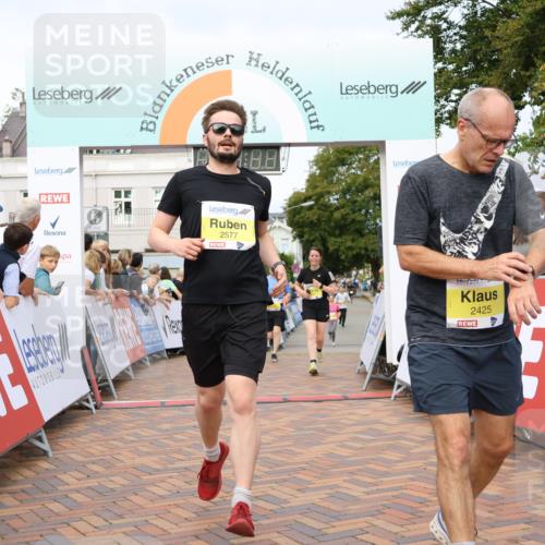 31.08.2025 - 21. Blankeneser Heldenlauf Strokosch-Dieckow http://msf.ph/oto/8698587 31.08.2025 10:27:52 Ziel 2577, 2775, 2425, 2345, 2344, 2402, 2197 meine-sportfotos.de