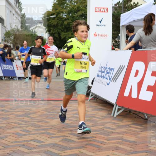 31.08.2025 - 21. Blankeneser Heldenlauf Strokosch-Dieckow http://msf.ph/oto/8698641 31.08.2025 10:27:10 Ziel 1101, 2150, 2205, 2521, 2517, 2413 meine-sportfotos.de