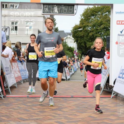 31.08.2025 - 21. Blankeneser Heldenlauf Strokosch-Dieckow http://msf.ph/oto/8698757 31.08.2025 10:26:05 Ziel 2736, 2777, 2342, 2671, 2193, 2447, 2119, 2118 meine-sportfotos.de