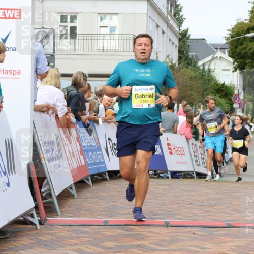 31.08.2025 - 21. Blankeneser Heldenlauf Strokosch-Dieckow http://msf.ph/oto/8698759 31.08.2025 10:26:01 Ziel 2736, 2777, 2342, 2193, 2070, 2241, 2243, 2119, 2118 meine-sportfotos.de