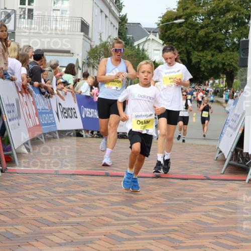 31.08.2025 - 21. Blankeneser Heldenlauf Strokosch-Dieckow http://msf.ph/oto/8698850 31.08.2025 10:25:09 Ziel 2641, 2357, 2183, 2717, 2285, 2286, 2331, 2053, 2359, 2661 meine-sportfotos.de
