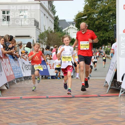 31.08.2025 - 21. Blankeneser Heldenlauf Strokosch-Dieckow http://msf.ph/oto/8698864 31.08.2025 10:25:07 Ziel 2357, 2183, 2717, 2285, 2286, 2331, 2359, 2661 meine-sportfotos.de