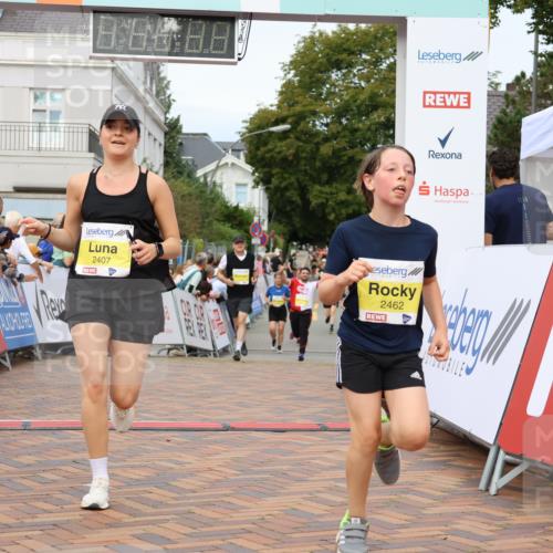 31.08.2025 - 21. Blankeneser Heldenlauf Strokosch-Dieckow http://msf.ph/oto/8700895 31.08.2025 10:31:52 Ziel 2077, 2407, 2280, 2462, 2278, 2228 meine-sportfotos.de