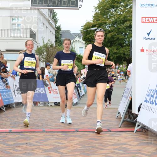 31.08.2025 - 21. Blankeneser Heldenlauf Strokosch-Dieckow http://msf.ph/oto/8700951 31.08.2025 10:31:36 Ziel 2664, 2740, 2406, 2190, 2092, 2079, 2653, 2155, 2443 meine-sportfotos.de
