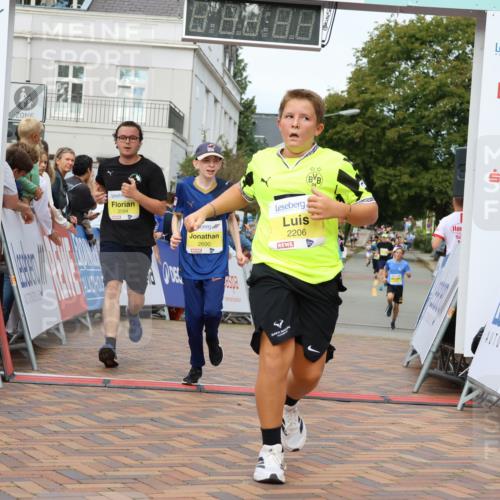 31.08.2025 - 21. Blankeneser Heldenlauf Strokosch-Dieckow http://msf.ph/oto/8701080 31.08.2025 10:30:55 Ziel 2594, 2376, 2136, 2168, 2600, 2206, 2309, 2310 meine-sportfotos.de