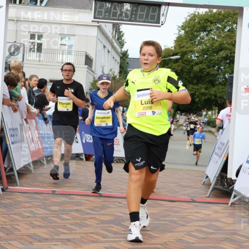 31.08.2025 - 21. Blankeneser Heldenlauf Strokosch-Dieckow http://msf.ph/oto/8701082 31.08.2025 10:30:55 Ziel 2594, 2376, 2136, 2168, 2600, 2206, 2309, 2310 meine-sportfotos.de