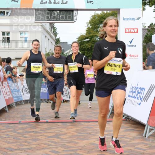 31.08.2025 - 21. Blankeneser Heldenlauf Strokosch-Dieckow http://msf.ph/oto/8701157 31.08.2025 10:34:51 Ziel 2524, 2244, 2021, 2214, 2215, 2655, 2488, 2548, 2549, 2438, 2439, 2441, 2442, 2048 meine-sportfotos.de