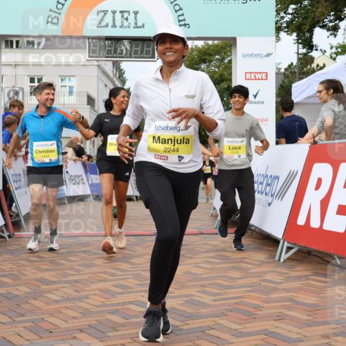31.08.2025 - 21. Blankeneser Heldenlauf Strokosch-Dieckow http://msf.ph/oto/8701189 31.08.2025 10:34:47 Ziel 2524, 2244, 2021, 2214, 2424, 2215, 2655, 2669, 2667, 2298, 2438, 2439, 2349, 2441, 2442, 2350, 2048 meine-sportfotos.de