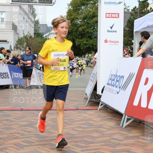 31.08.2025 - 21. Blankeneser Heldenlauf Strokosch-Dieckow http://msf.ph/oto/8701778 31.08.2025 10:27:00 Ziel 1101, 2364, 2468, 2393, 2380 meine-sportfotos.de