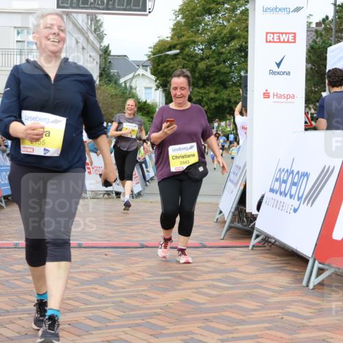 31.08.2025 - 21. Blankeneser Heldenlauf Strokosch-Dieckow http://msf.ph/oto/8701835 31.08.2025 10:31:41 Ziel 2190, 2092, 2079, 2340, 2155, 2443 meine-sportfotos.de