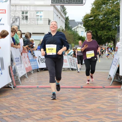 31.08.2025 - 21. Blankeneser Heldenlauf Strokosch-Dieckow http://msf.ph/oto/8701844 31.08.2025 10:31:40 Ziel 2190, 2092, 2079, 2340, 2155, 2443 meine-sportfotos.de
