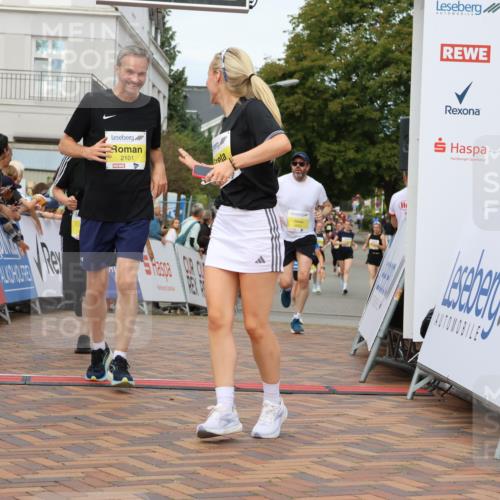 31.08.2025 - 21. Blankeneser Heldenlauf Strokosch-Dieckow http://msf.ph/oto/8701900 31.08.2025 10:31:27 Ziel 2664, 2740, 2406, 2551, 2776, 2097, 2649, 2101, 2647, 2653, 2274 meine-sportfotos.de
