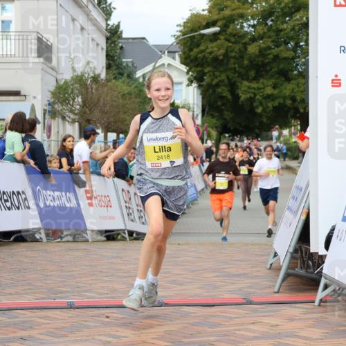 31.08.2025 - 21. Blankeneser Heldenlauf Strokosch-Dieckow http://msf.ph/oto/8704115 31.08.2025 10:32:13 Ziel 2418 meine-sportfotos.de