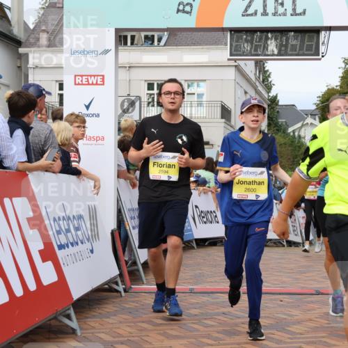 31.08.2025 - 21. Blankeneser Heldenlauf Strokosch-Dieckow http://msf.ph/oto/8704262 31.08.2025 10:30:56 Ziel 2594, 2376, 2209, 2136, 2168, 2600, 2206, 2309, 2310 meine-sportfotos.de