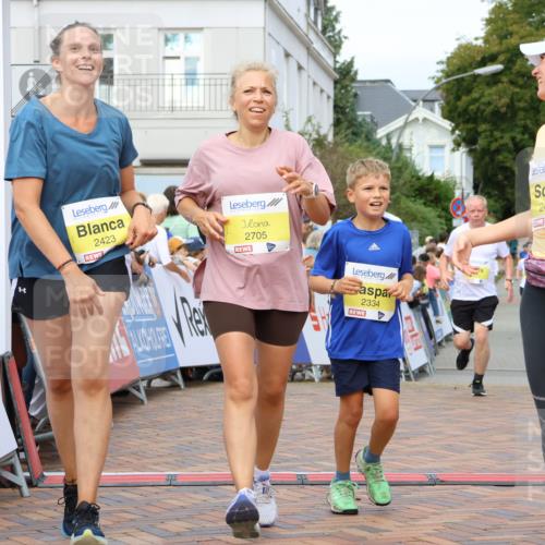 31.08.2025 - 21. Blankeneser Heldenlauf Strokosch-Dieckow http://msf.ph/oto/8704354 31.08.2025 10:29:50 Ziel 2683, 2322, 2248, 2250, 2423, 2422, 2705, 2455, 2545, 2544, 2514, 2603, 2602, 2532, 2334 meine-sportfotos.de