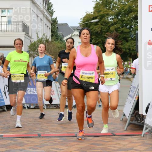 31.08.2025 - 21. Blankeneser Heldenlauf Strokosch-Dieckow http://msf.ph/oto/8704451 31.08.2025 10:29:02 Ziel 2719, 2246, 2035, 2457, 2212, 2143, 2230, 2381 meine-sportfotos.de