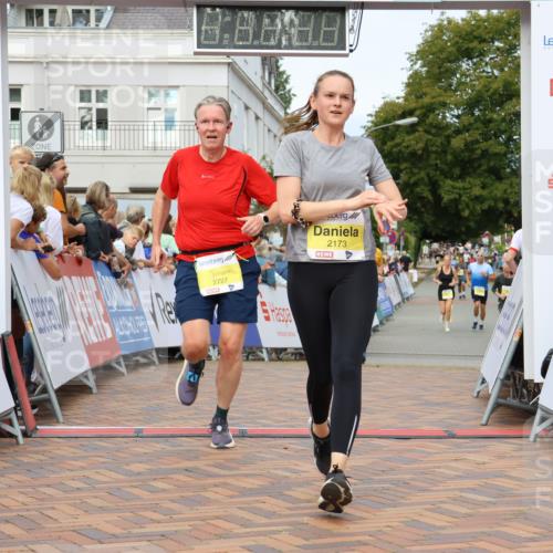 31.08.2025 - 21. Blankeneser Heldenlauf Strokosch-Dieckow http://msf.ph/oto/8704510 31.08.2025 10:28:33 Ziel 2249, 2173, 2727, 2351 meine-sportfotos.de