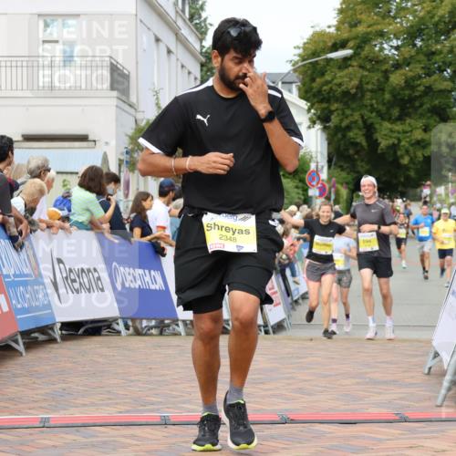 31.08.2025 - 21. Blankeneser Heldenlauf Strokosch-Dieckow http://msf.ph/oto/8704560 31.08.2025 10:28:11 Ziel 2348, 2067, 2140, 2133, 2261 meine-sportfotos.de